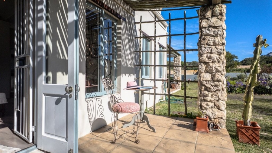 4 Bedroom Property for Sale in Stilbaai Wes Western Cape